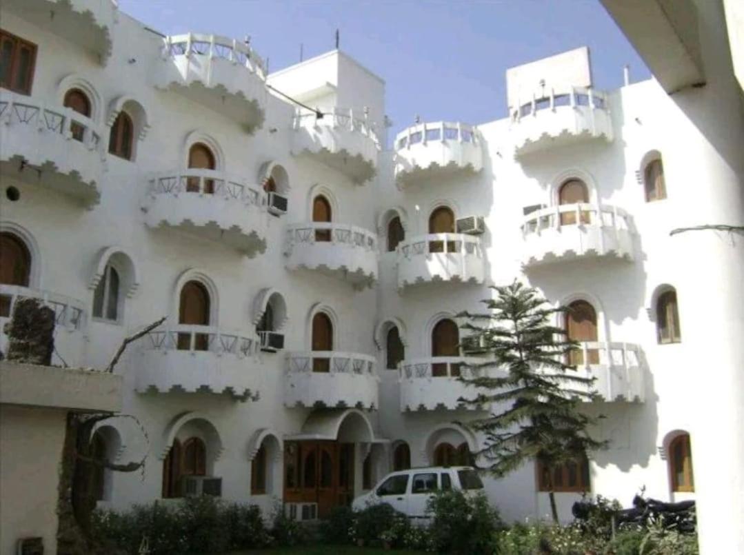 Hotel Soni International Khalilabad Exterior foto